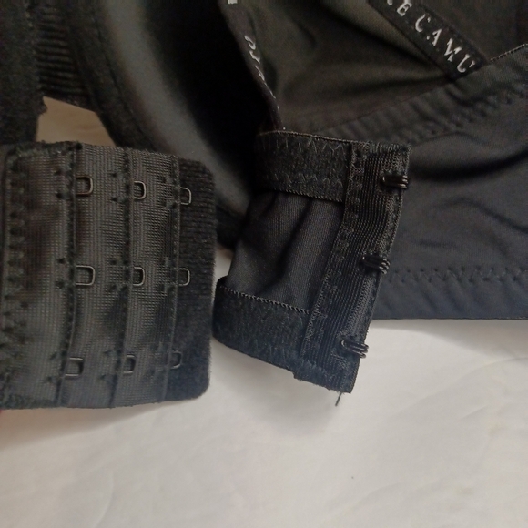 Vince Camuto Underwire T-Shirt Bra Sz 42C Black Comfort Adjustable RN# 71222 - Picture 3 of 7